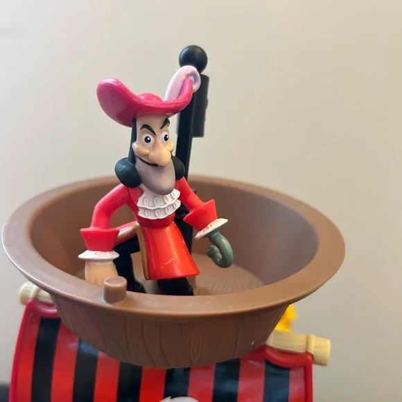 Collectable Fisher-Price Jake & The Never Land Pirates, Hook's Jolly Roge - Picture 5 of 8